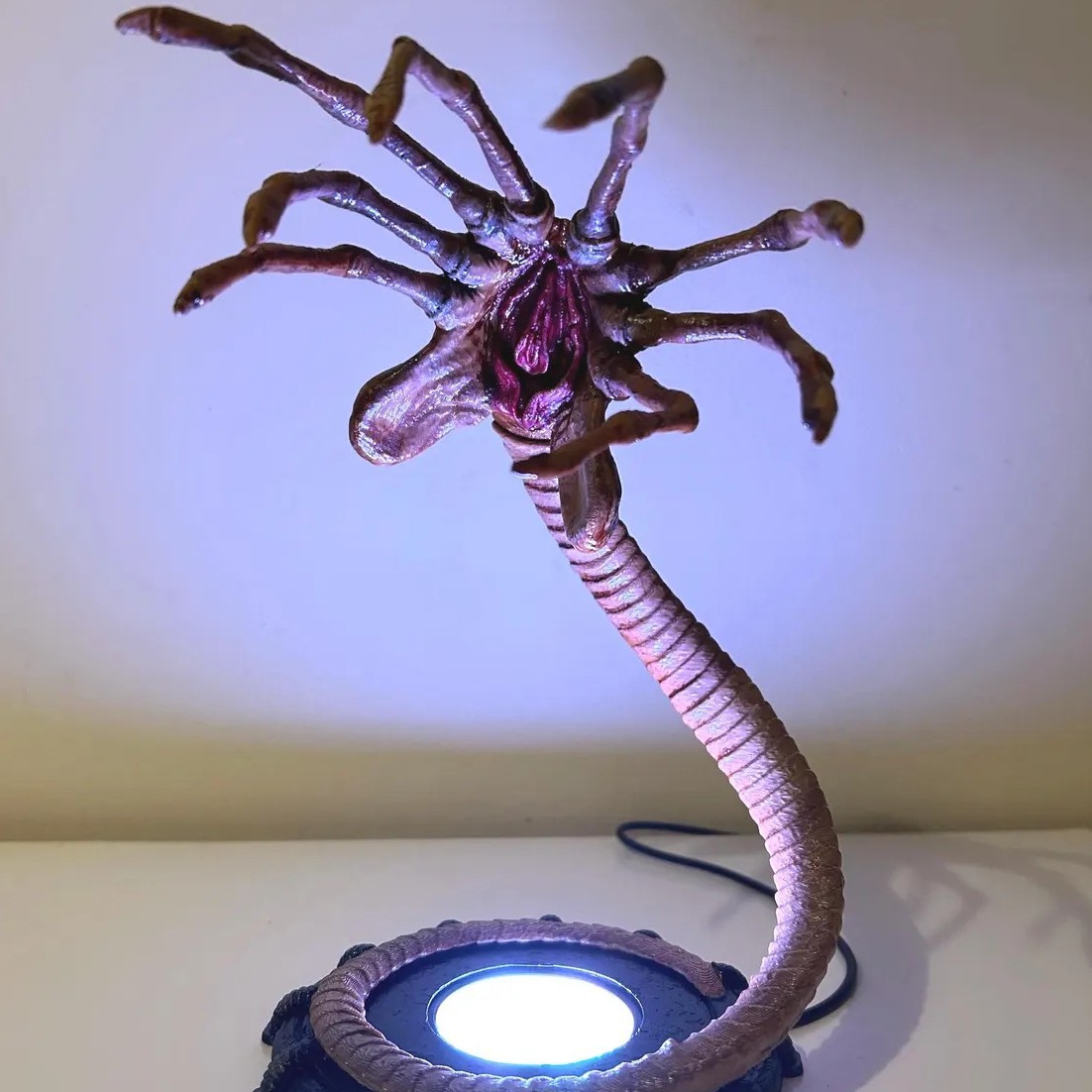 Alien Facehugger Lamp Nachtlam - Halloween Pumpkin Decor Led recensie en prijs