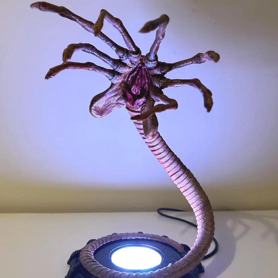 Alien Facehugger Lamp Nachtlam - Halloween Pumpkin Decor Led recensie en prijs
